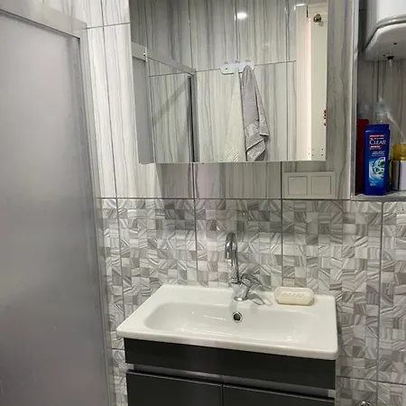Lejlighed Fully Furnished With View *